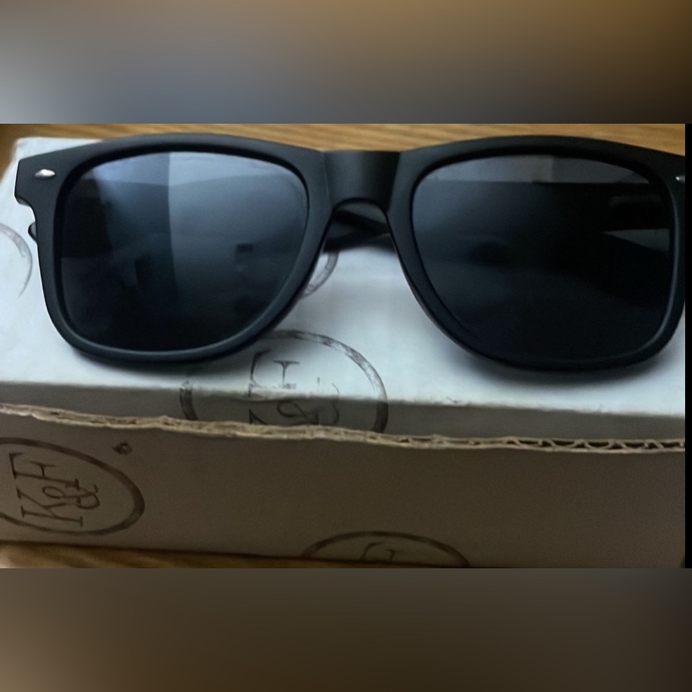 PreOwned Sold Out King & Fifth Wayfarer The Harrison 2019. - Picture 12 of 16